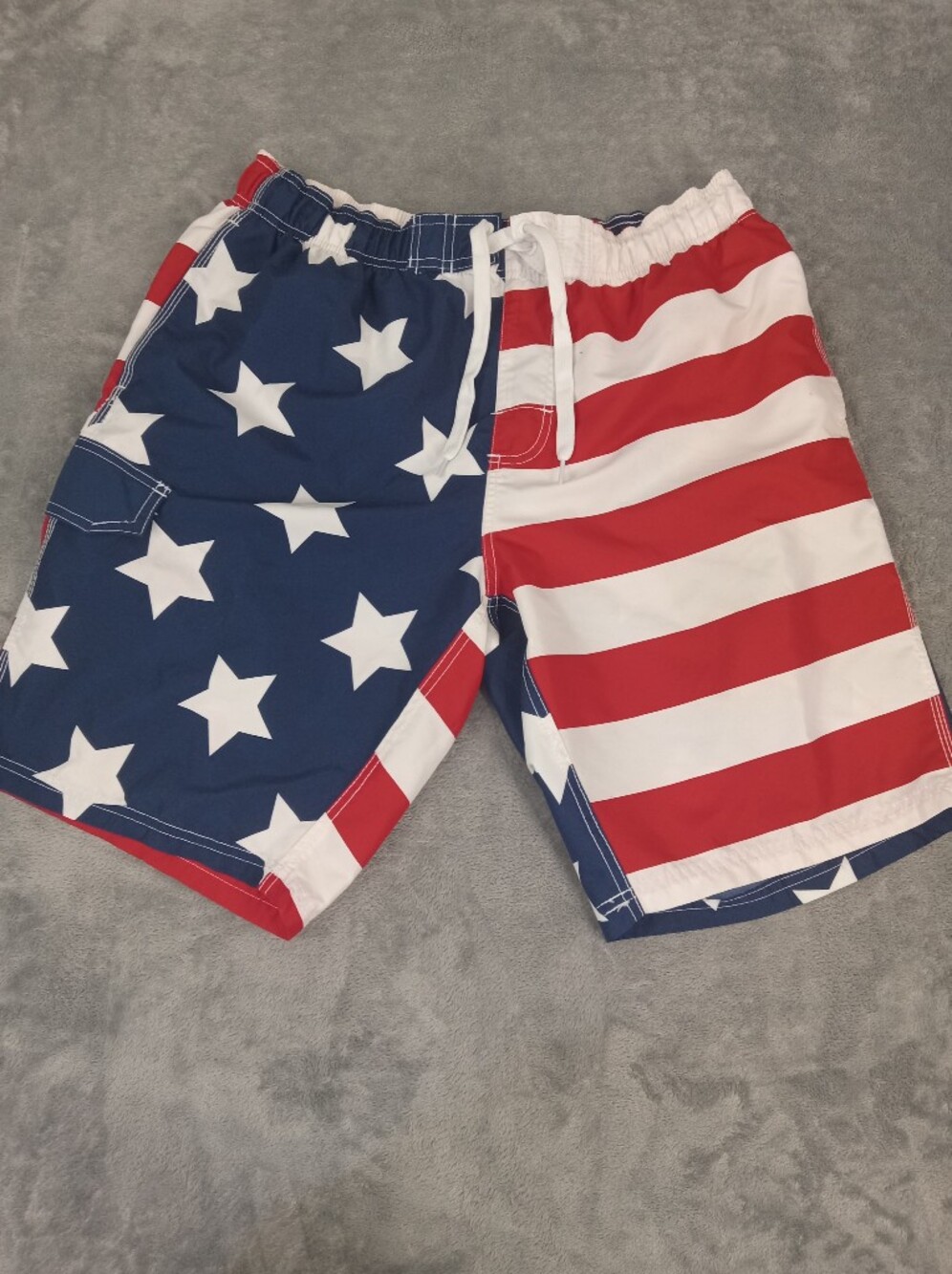 Kanu Surf Men's American Flag Stars & Stripes Swim Shorts . Size L